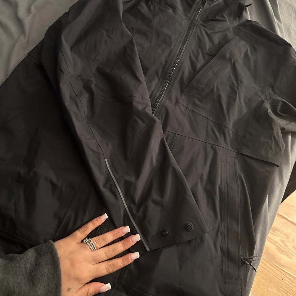 Lululemon jacket-XS